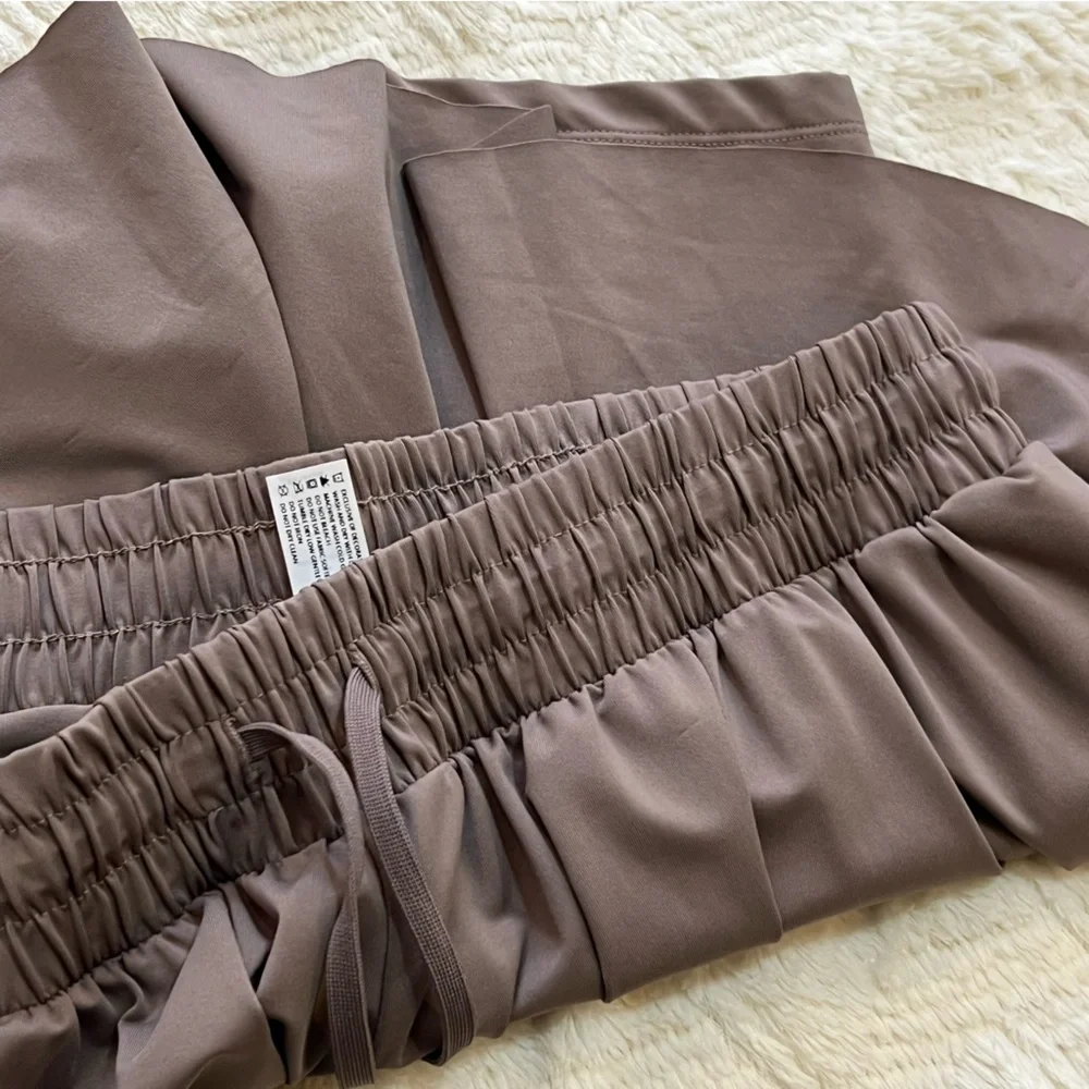 VELOCITY shorts workout gym dance size large mauve color elastic waist. - Picture 7 of 7